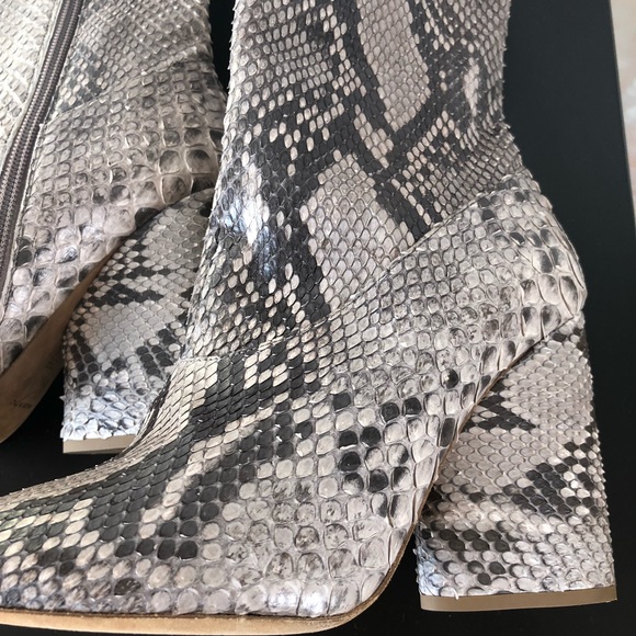 ❌SOLD❌ YEEZY Python Snakeskin Leather boots 36 - Picture 5 of 7